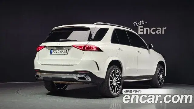 Mercedes-Benz GLE-Class 2023 — ფოტო 10/36