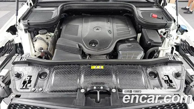 Mercedes-Benz GLE-Class 2023 — ფოტო 8/36