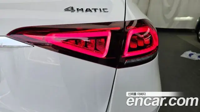 Mercedes-Benz GLE-Class 2023 — ფოტო 5/36
