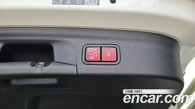 Mercedes-Benz GLE-Class 2023 — ფოტო 22/36
