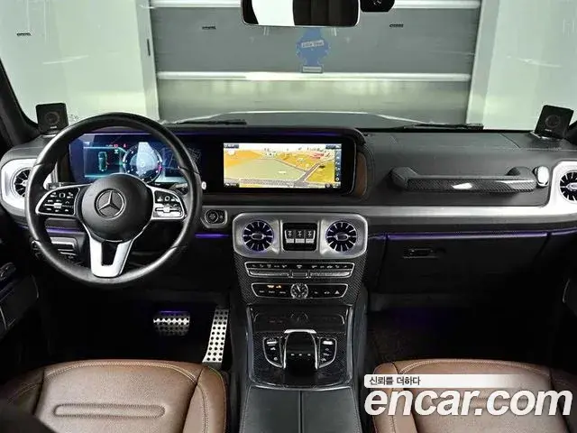 Mercedes-Benz G-Class 2021 — Photo 8/19