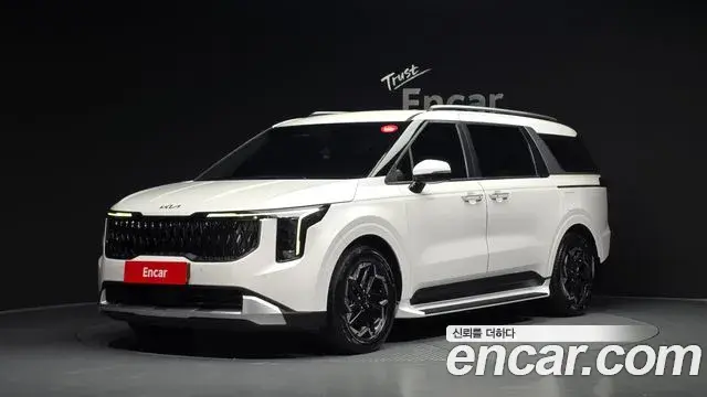 Kia Carnival 2024 — Фото 1/20