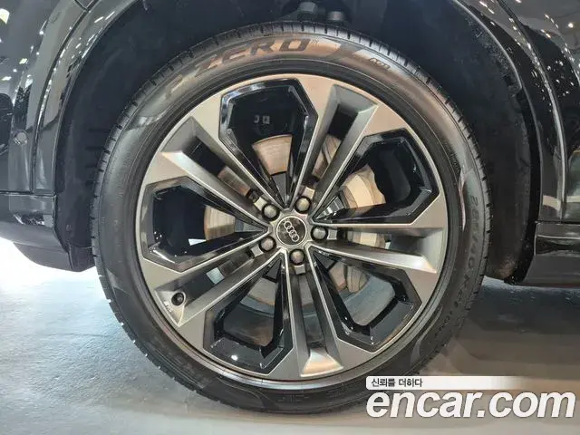 Audi Q7 2026 — Фото 5/20