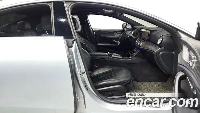 Mercedes-Benz CLS-Class 2021 — Photo 20/20