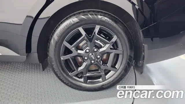 Kia Carnival 2024 — Photo 22/37