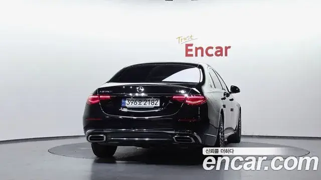 Mercedes-Benz S-Class 2023 — Фото 3/20