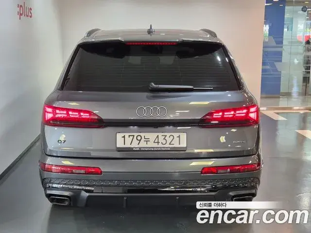 Audi Q7 2026 — ფოტო 12/20