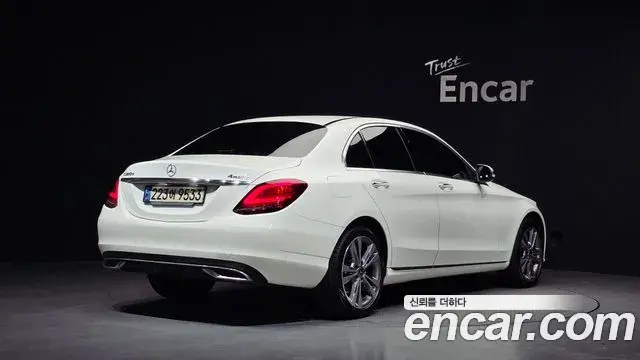 Mercedes-Benz C-Class 2020 — Фото 2/20