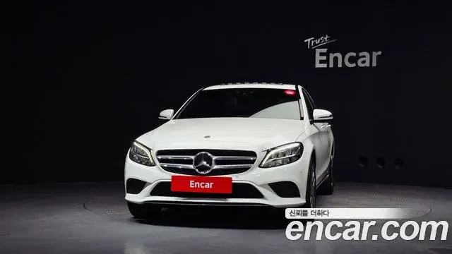 Mercedes-Benz C-Class 2020 — Фото 3/20