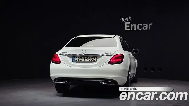 Mercedes-Benz C-Class 2020 — Фото 4/20