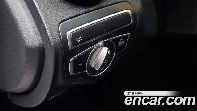 Mercedes-Benz C-Class 2020 — Фото 19/20