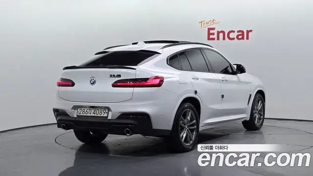 BMW X4 2019 — ფოტო 11/34