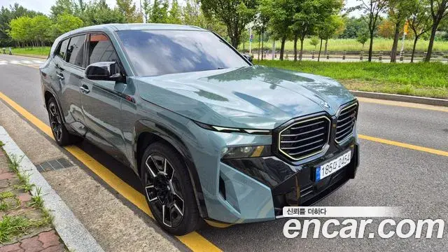 BMW XM 2025 — ფოტო 12/20