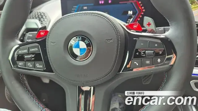 BMW XM 2025 — ფოტო 7/20