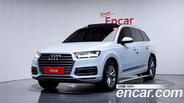Audi Q7 2019 — Şəkil 3/39