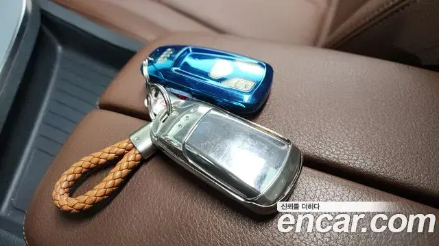 Audi Q7 2019 — Şəkil 16/39