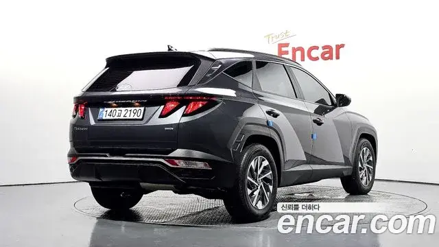 Hyundai The New Tucson 2023 — Фото 2/20