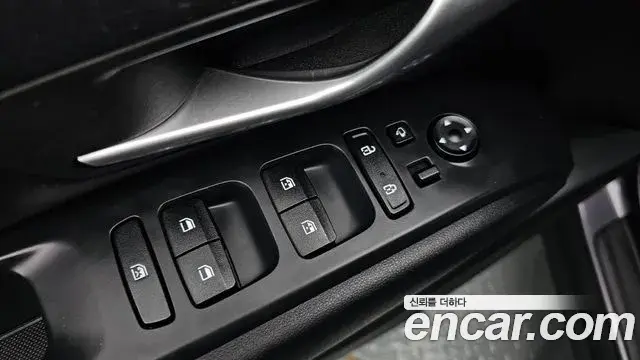 Hyundai Tucson Hybrid 2023 — Şəkil 18/32