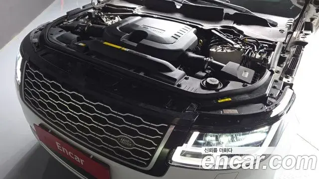 Land Rover Range Rover 2021 — Photo 26/39