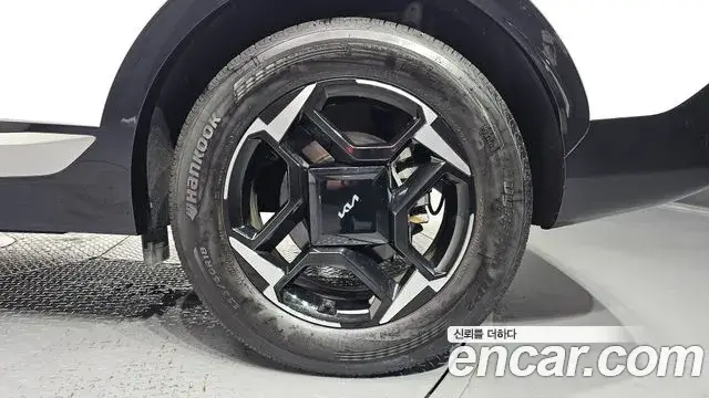 Kia Sportage 2025 — Photo 3/36