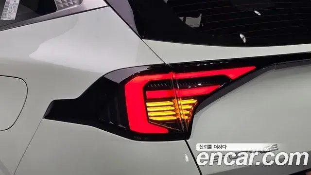 Kia Sportage 2025 — Photo 18/36
