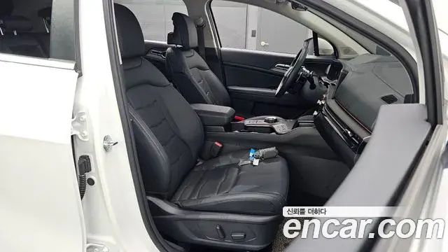 Kia Sportage 2025 — Photo 7/36
