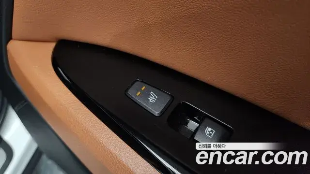 Kia Sportage 2022 — Photo 3/33
