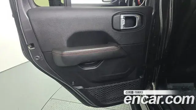 Jeep Gladiator 2021 — ფოტო 24/30