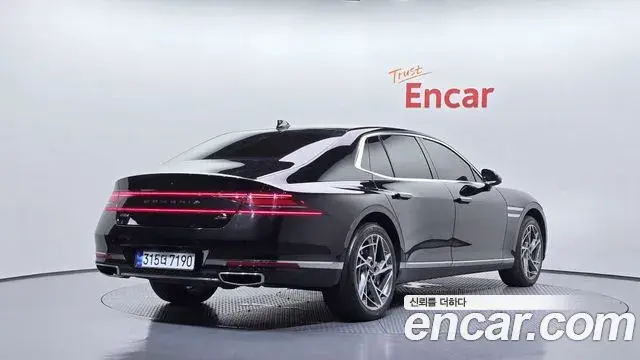 Genesis G90 2022 — Фото 2/20