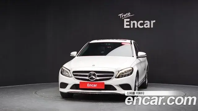 Mercedes-Benz C-Class 2020 — Фото 3/20