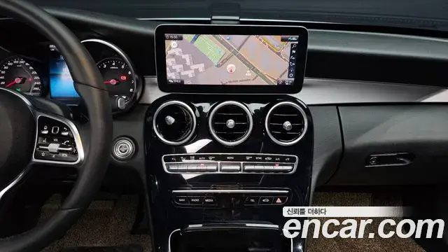 Mercedes-Benz C-Class 2020 — Фото 14/20