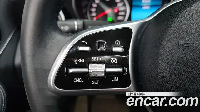 Mercedes-Benz C-Class 2020 — Фото 18/20