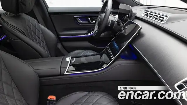 Mercedes-Benz S-Class 2025 — ფოტო 17/20