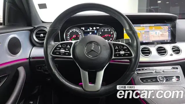 Mercedes-Benz E-Class 2019 — Şəkil 15/20