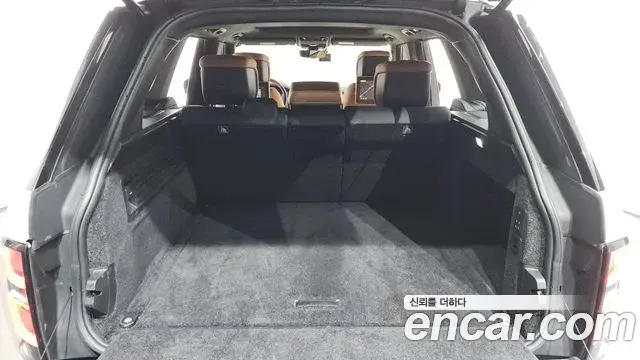 Land Rover Range Rover 2018 — Photo 8/20