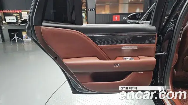 Genesis G90 2023 — Şəkil 18/36