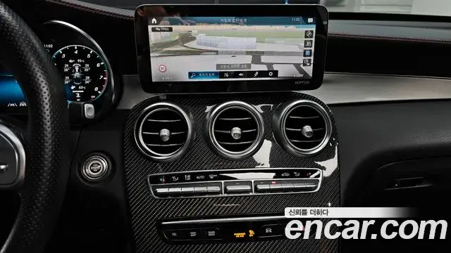 Mercedes-Benz GLC-Class 2022 — Photo 13/20