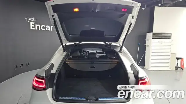 Mercedes-Benz GLC-Class 2022 — Photo 20/20