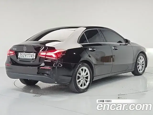 Mercedes-Benz A-Class 2020 — ფოტო 14/18