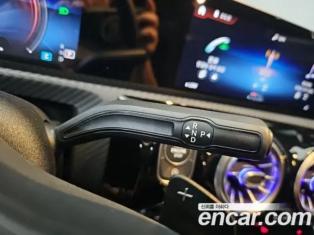 Mercedes-Benz A-Class 2020 — ფოტო 13/18