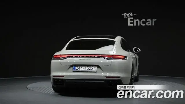 Porsche Panamera 2023 — Фото 4/20