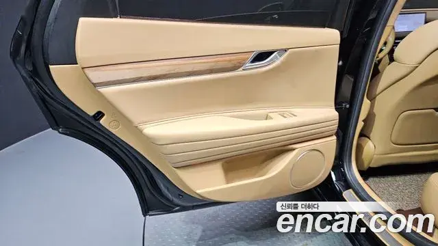 Genesis G80 2024 — Şəkil 18/32