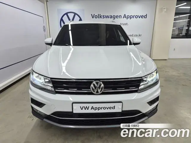 Volkswagen Tiguan 2020 — Фото 2/19
