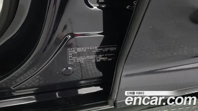 Hyundai Grandeur Hybrid 2025 — Photo 30/35