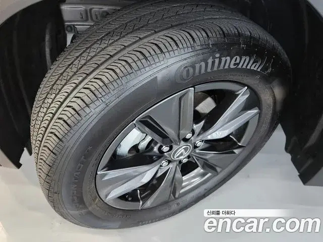 Lexus UX300h 2025 — Şəkil 4/19
