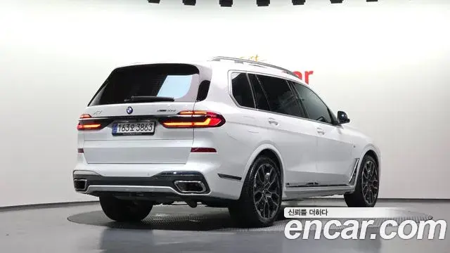 BMW X7 2025 — Фото 2/20