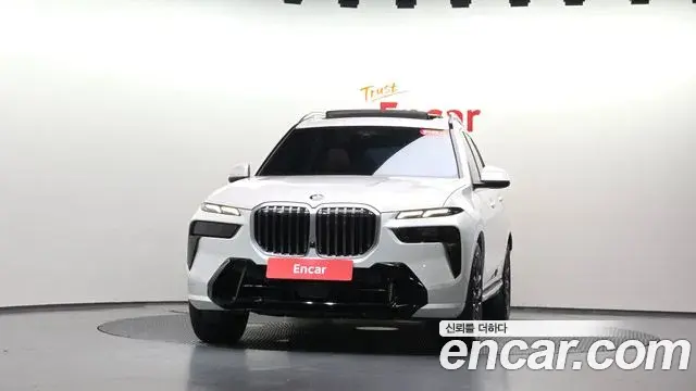 BMW X7 2025 — Фото 3/20