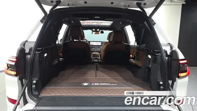 BMW X7 2025 — Фото 20/20