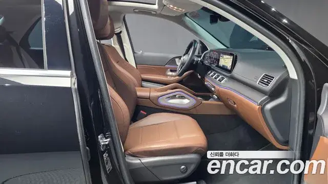 Mercedes-Benz GLE-Class 2024 — Photo 20/38