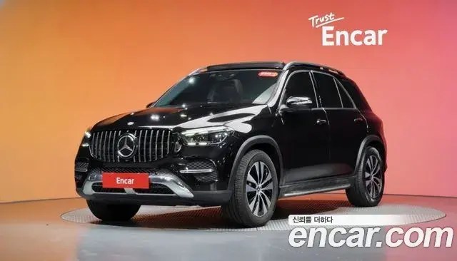 Mercedes-Benz GLE-Class 2024 — Photo 6/38